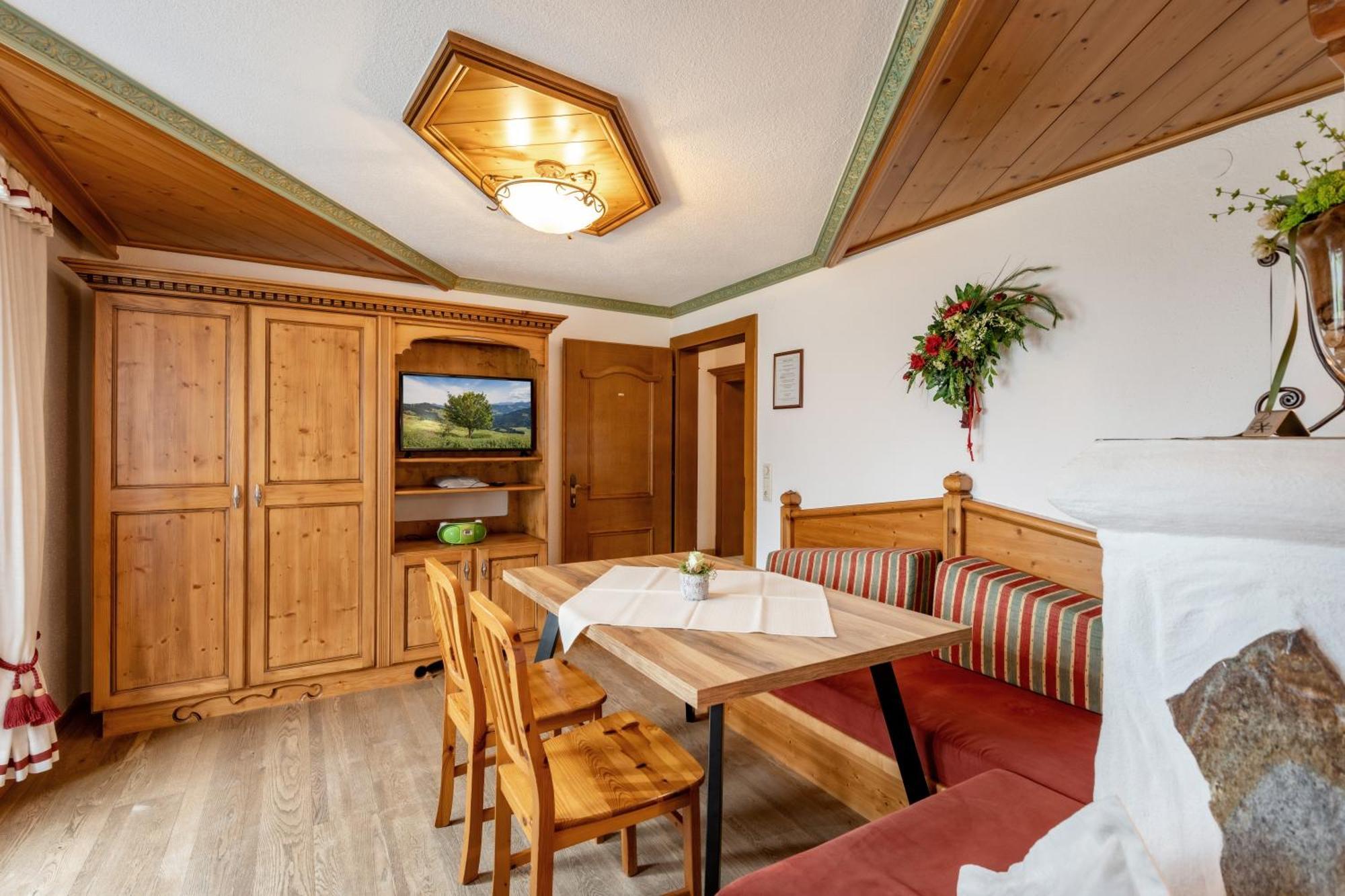 Haus Schroll Apartment Рид им Цилертал Екстериор снимка
