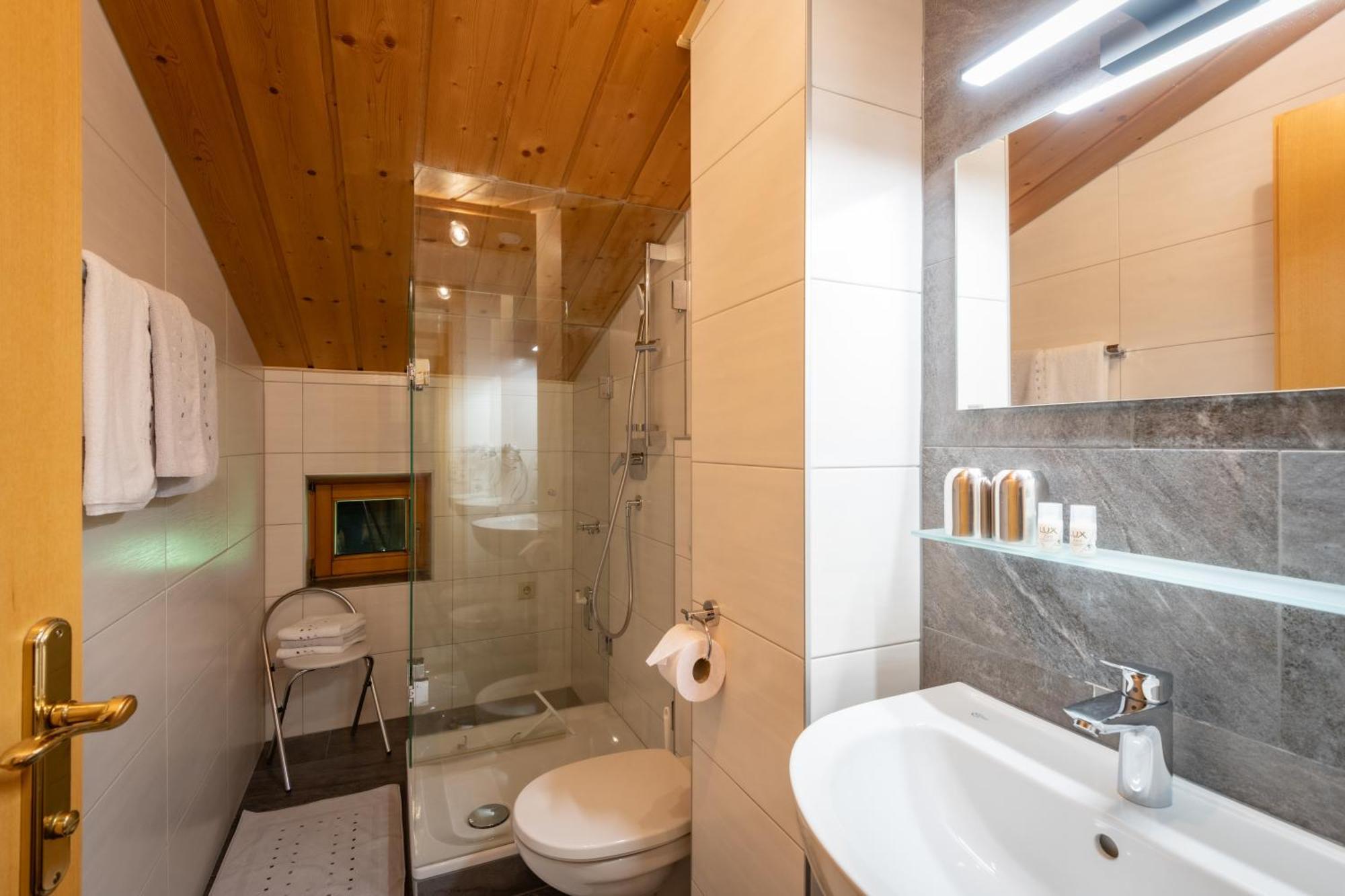 Haus Schroll Apartment Рид им Цилертал Екстериор снимка